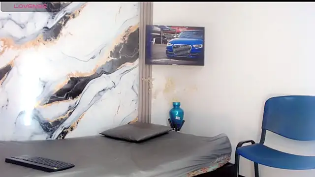 Alondra Wile online show from April 8, 7:26 pm