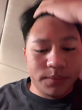 zhuendong000001 online show from May 4, 1:58 pm