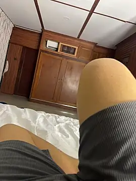 zhuendong000001 online show from June 10, 1:23 pm