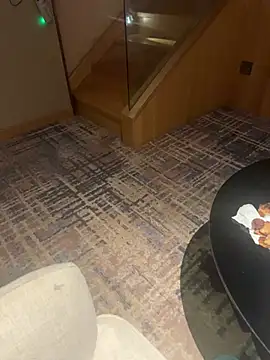 zhuendong000001 online show from April 13, 6:50 am