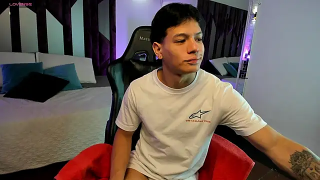 TonyPetrovjs online show from March 23, 5:13 pm