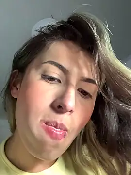 Snapshot of Candy_Lennon chatting on February 25, 12:44 am Candy Lennon online show from February 25, 12:44 am