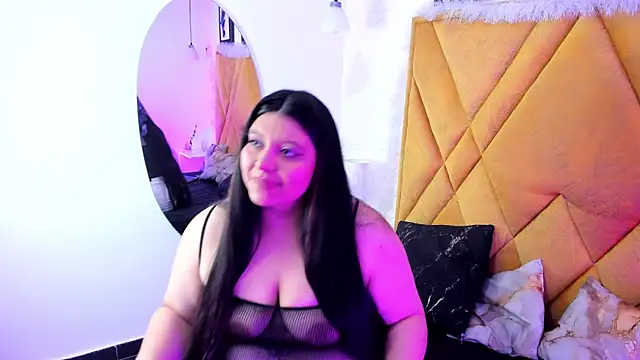 Snapshot of Sophie_Galli chatting on February 20, 11:45 am Sophie Galli online show from February 20, 11:45 am