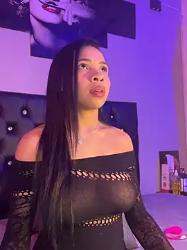 Snapshot of AmberBronw chatting on February 24, 7:04 pm AmberBronw online show from February 24, 7:04 pm