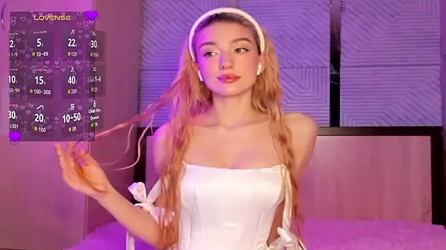 Snapshot of Melliissa chatting on February 22, 2:25 am Melliissa online show from February 22, 2:25 am