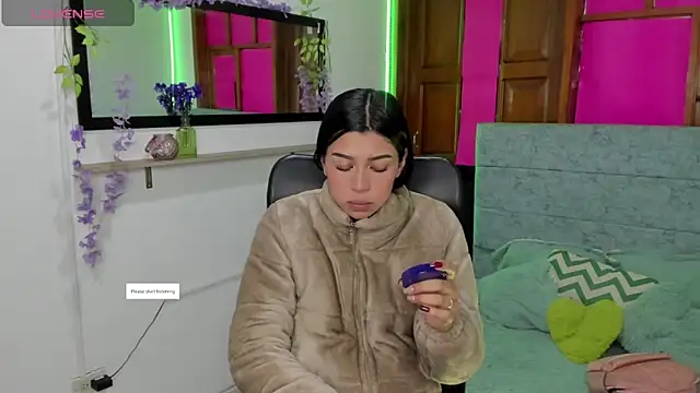 Aysha winxs online show from April 1, 3:41 am