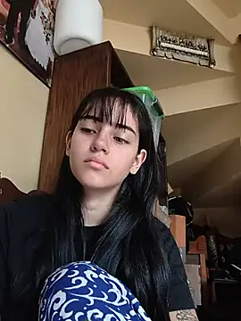 sara cute so online show from July 8, 1:45 pm