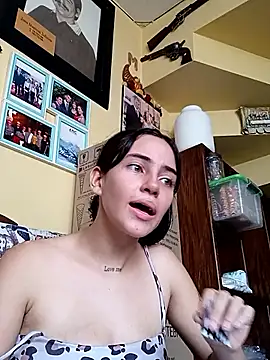 sara cute so online show from May 31, 8:31 pm