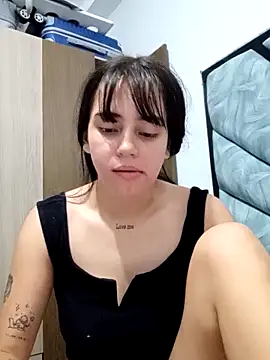 sara cute so online show from April 11, 7:38 am