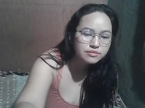 wildchinita00 online show from March 15, 7:54 pm