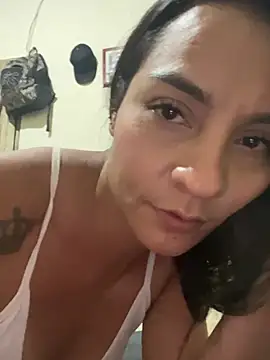 Snapshot of yesica2507 chatting on February 25, 3:18 am yesica2507 online show from February 25, 3:18 am