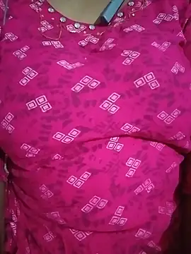 Snapshot of Karishma_bhabi99A chatting on June 28, 5:41 pm Karishma bhabi99A online show from June 28, 5:41 pm