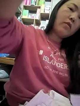 MayEva ly online show from March 4, 1:57 am