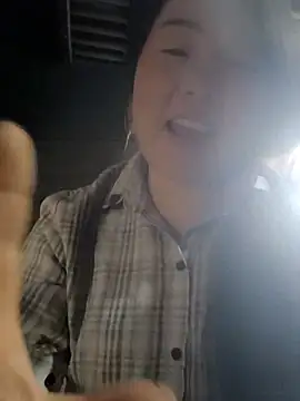 MayEva ly online show from March 3, 3:24 am