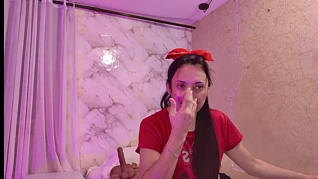 QueenSallyDesire online show from March 14, 3:56 am