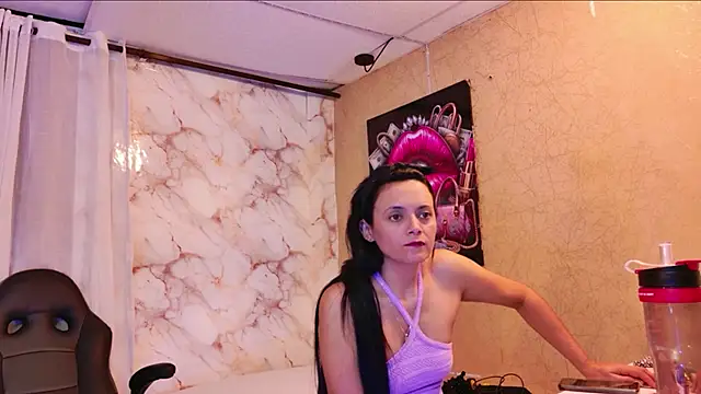 QueenSallyDesire online show from April 24, 2:57 am