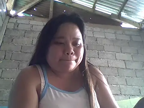 sweetlyn31 online show from May 19, 12:04 am