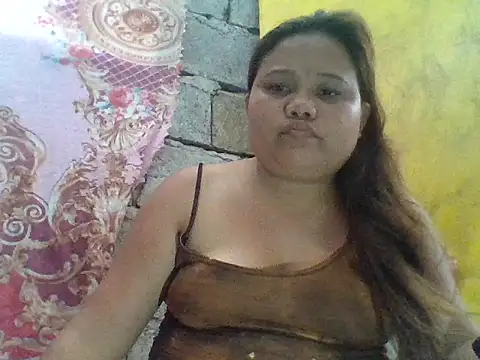 Snapshot of sweetlyn31 chatting on July 29, 7:40 am sweetlyn31 online show from July 29, 7:40 am