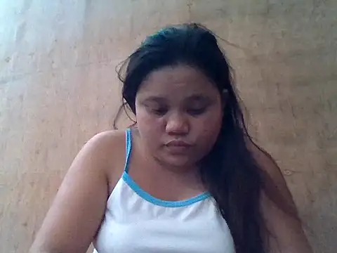 sweetlyn31 online show from May 6, 5:22 am