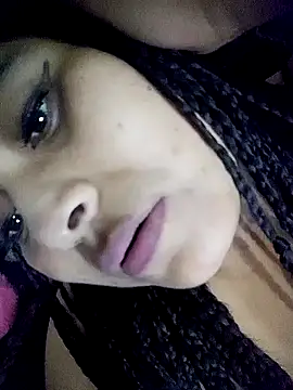 Snapshot of Crazy_grone chatting on July 13, 11:37 pm Crazy grone online show from July 13, 11:37 pm