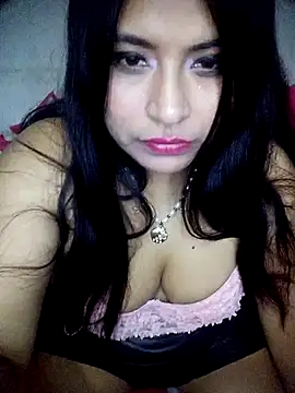 Snapshot of Crazy_grone chatting on June 13, 3:37 am Crazy grone online show from June 13, 3:37 am