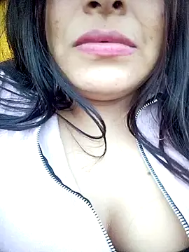 Snapshot of Crazy_grone chatting on June 9, 10:44 pm Crazy grone online show from June 9, 10:44 pm