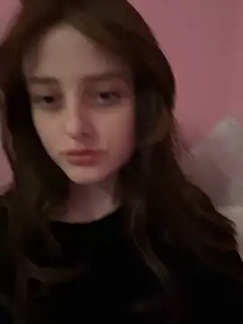 Amira amur online show from March 4, 6:04 pm