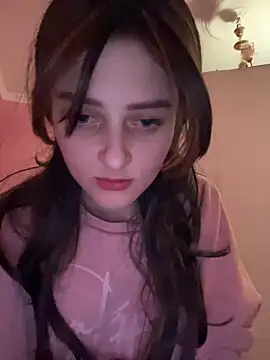 Amira amur online show from March 1, 8:20 pm