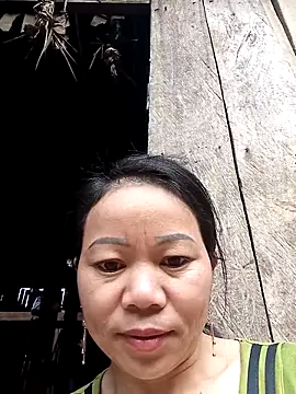 Snapshot of giang7711 chatting on February 26, 12:43 am giang7711 online show from February 26, 12:43 am