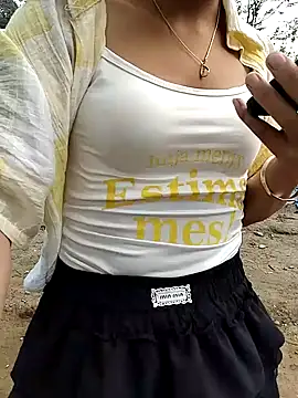 Snapshot of ngocbao11 chatting on March 2, 12:55 am ngocbao11 online show from March 2, 12:55 am