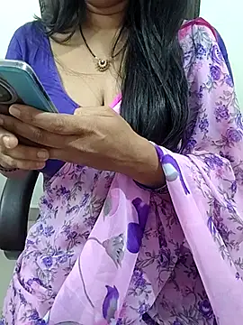 Vandana122 online show from February 19, 3:09 pm