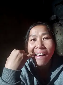 Snapshot of jangcute11 chatting on February 19, 1:08 pm jangcute11 online show from February 19, 1:08 pm