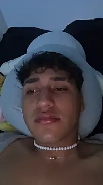 Alejandroml2 online show from April 10, 7:59 am