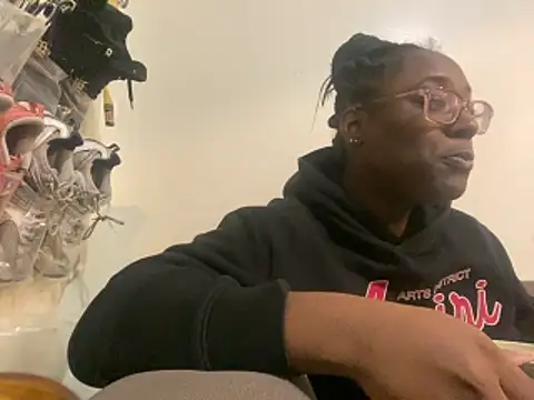 Sinfulwaterfalls online show from March 13, 4:28 am