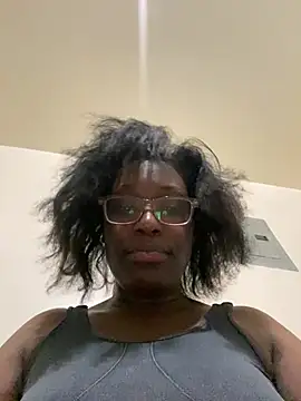 Sinfulwaterfalls online show from April 27, 12:52 am