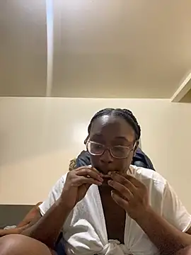 Sinfulwaterfalls online show from March 5, 8:22 am