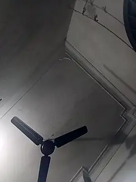 Snapshot of Sexy-Aliya chatting on February 27, 9:36 pm Sexy-Aliya online show from February 27, 9:36 pm