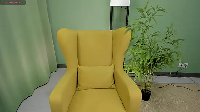 taticamomile online show from March 5, 4:09 am