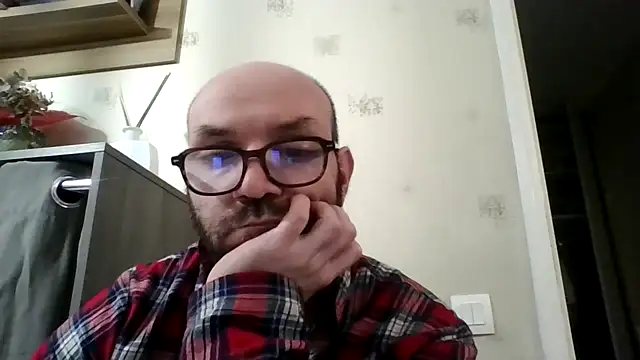 Florent1307 online show from February 24, 9:15 pm