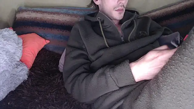 Snapshot of Samuel_Skywalker chatting on May 13, 5:47 am Samuel Skywalker online show from May 13, 5:47 am