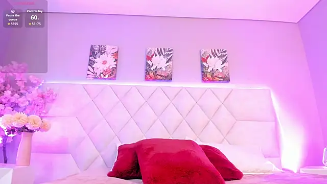 Bianca Monroe  online show from June 2, 8:20 pm