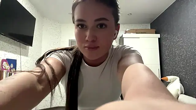 Snapshot of JoycelynUrion chatting on February 23, 4:07 pm JoycelynUrion online show from February 23, 4:07 pm