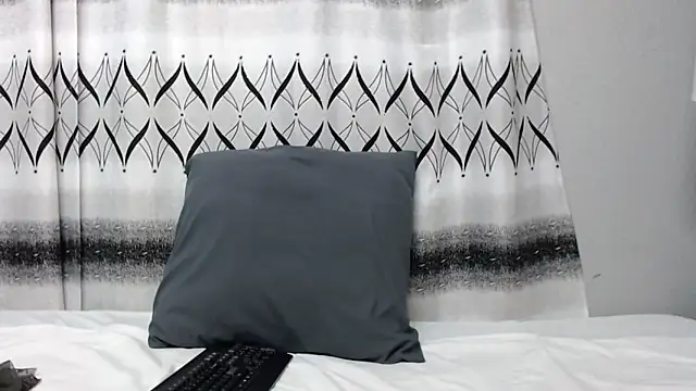 CrazeAss online show from March 19, 6:30 pm