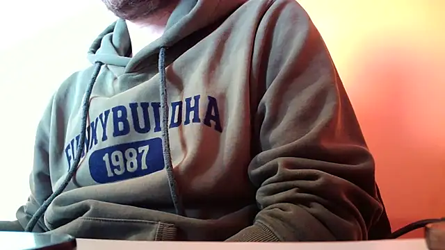 Snapshot of truble78 chatting on February 24, 8:26 am truble78 online show from February 24, 8:26 am