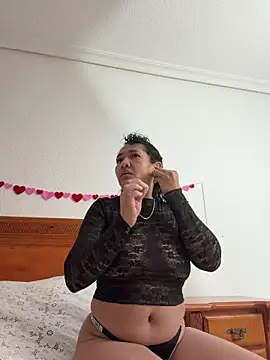 CrystalIvy online show from February 24, 5:41 am