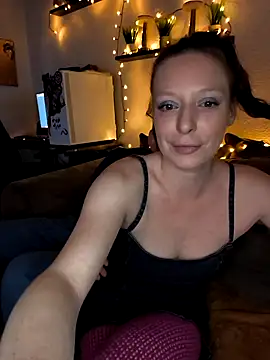 Snapshot of ZaramourXMrX chatting on March 3, 8:49 pm ZaramourXMrX online show from March 3, 8:49 pm