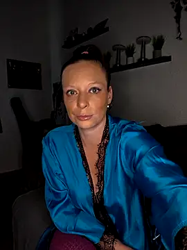 ZaramourXMrX online show from May 8, 6:45 pm