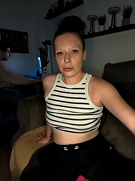 ZaramourXMrX online show from April 22, 7:20 pm