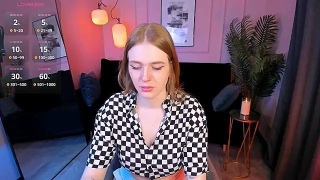 RinKittyy online show from April 2, 2:13 pm