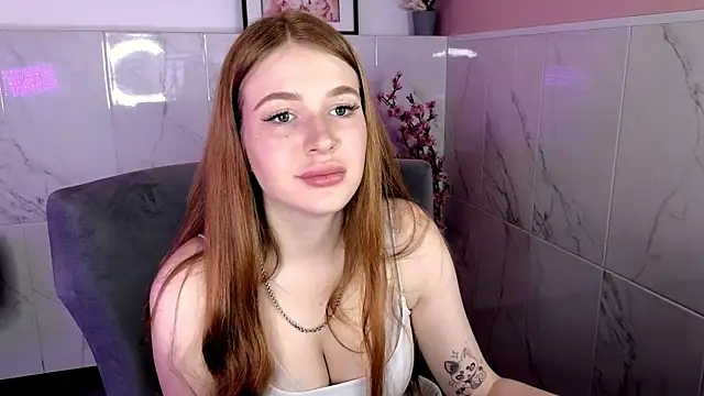 Snapshot of RinKittyy chatting on May 14, 6:43 am RinKittyy online show from May 14, 6:43 am